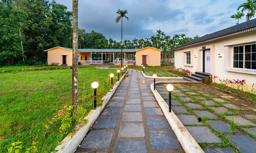 9 Coins resort dormitory (3)