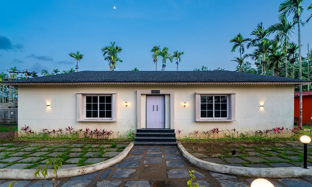 9 Coins resort dormitory (4)