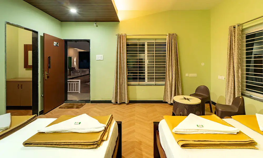 9 Coins resort family room (3)